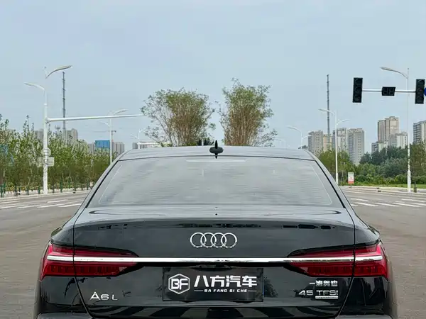 Audi A6L 2021