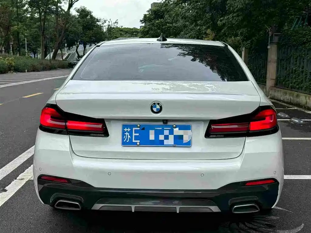 BMW 5 Series 2022