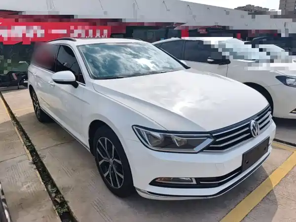 Volkswagen Viloran 2019