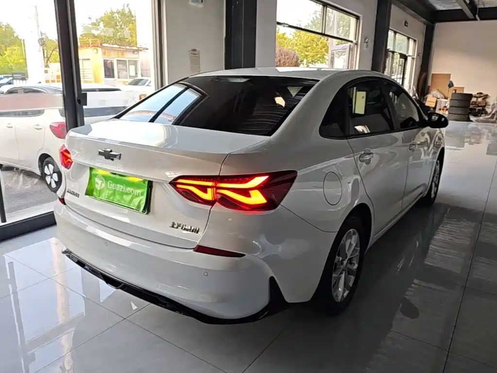 Chevrolet Monza 2024 — фото 7