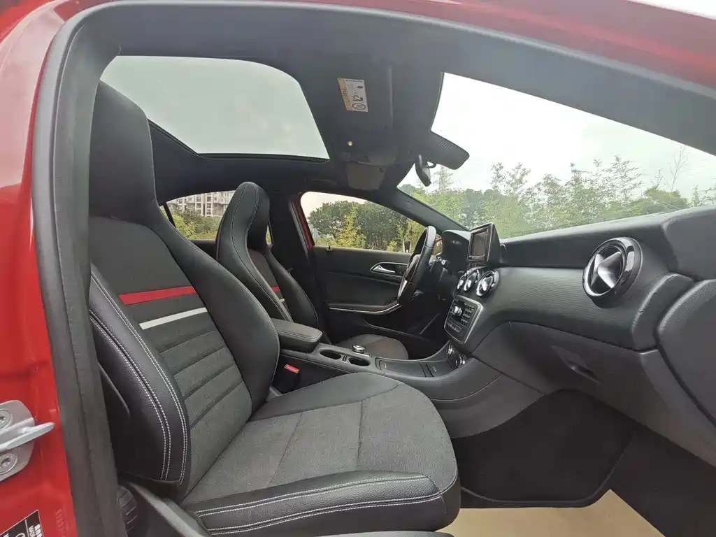 Mercedes-Benz A-Class 2013 — фото 12