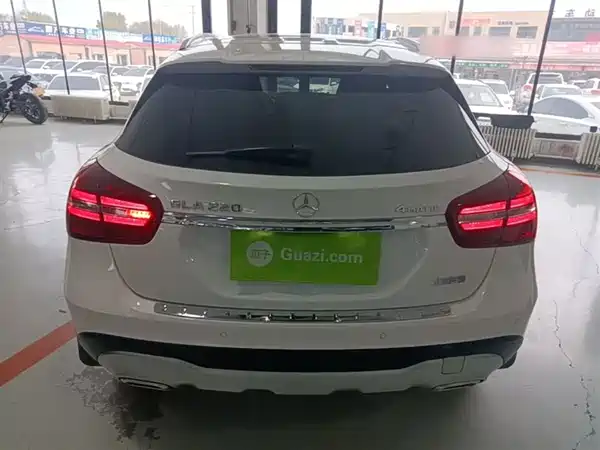 Mercedes-Benz GLA 2017