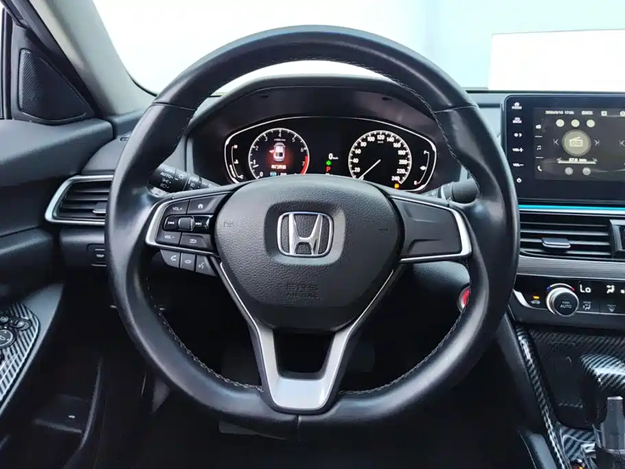 Honda Accord 2023 — фото 15