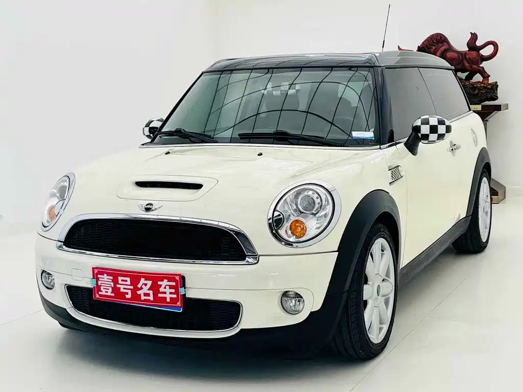 MINI Clubman 2010