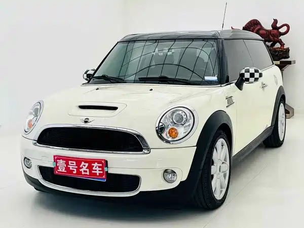 MINI Clubman 2010