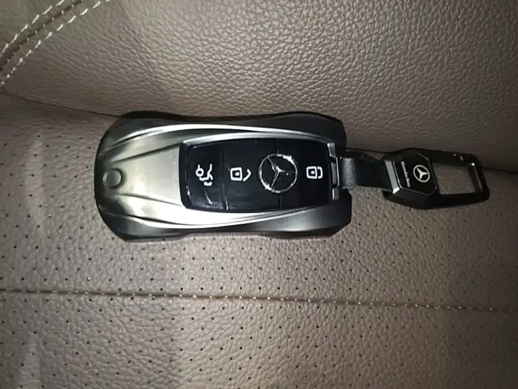 Mercedes-Benz E-Class 2023 — фото 15