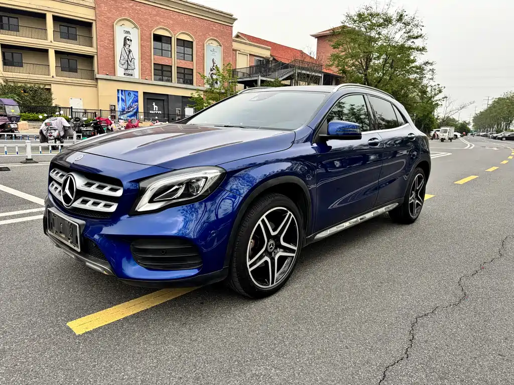 Mercedes-Benz GLA 2018 — фото 1