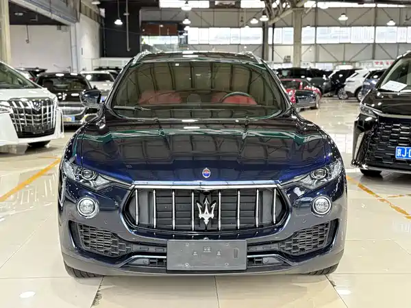 Maserati Levante 2021