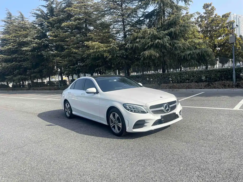 Mercedes-Benz C-Class 2019 — фото 2