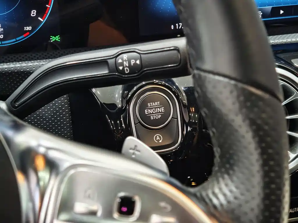 Mercedes-Benz A-Class 2023 — фото 14