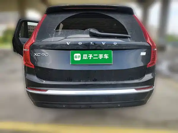 Volvo XC90 Plug-In Hybrid 2024
