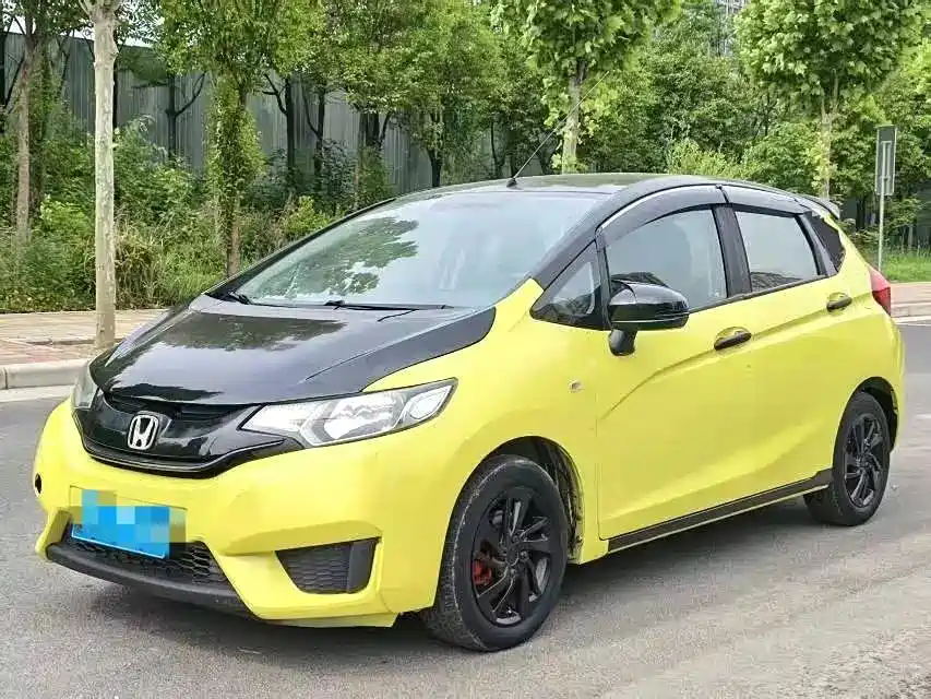 Honda Fit 2014 — фото 1