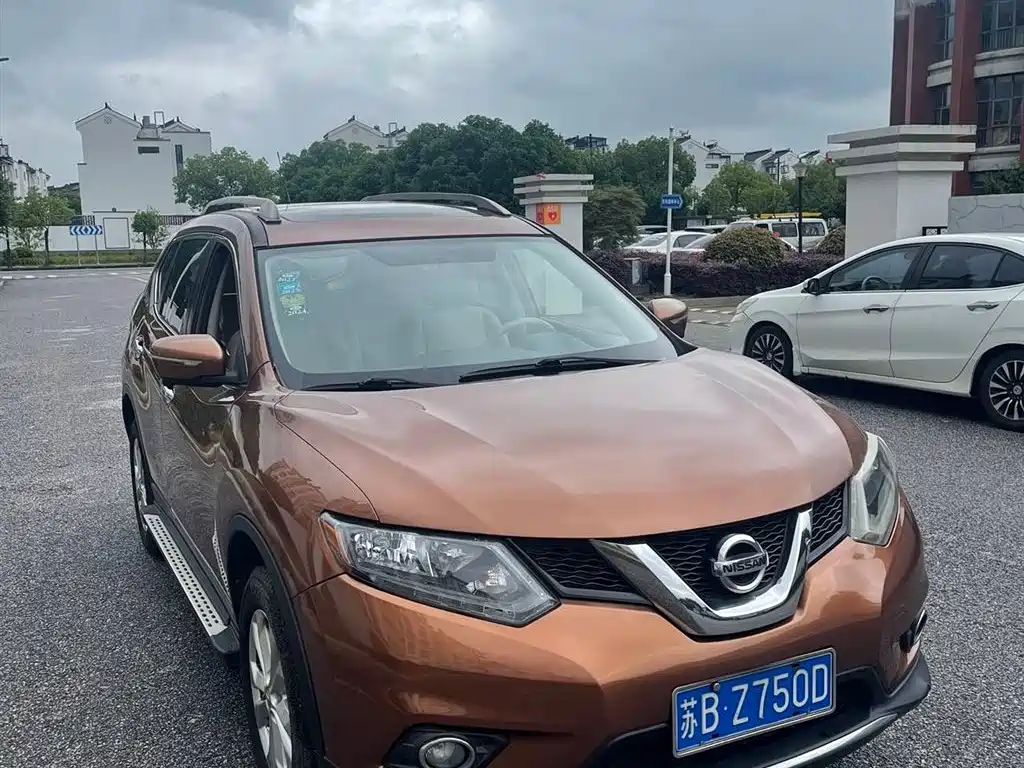 Nissan X-Trail 2014
