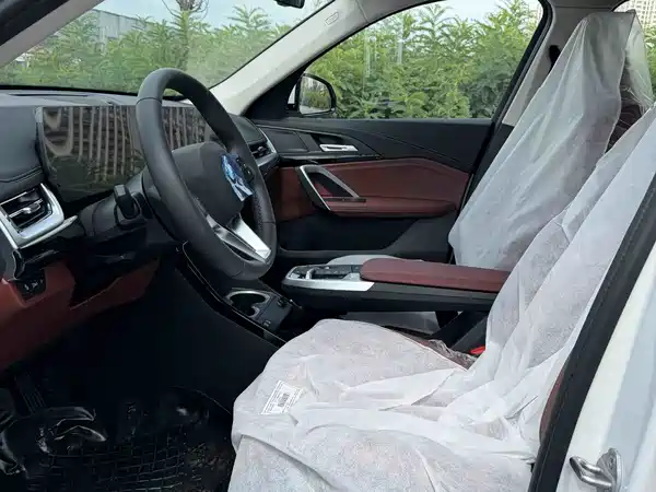 BMW iX1 2026