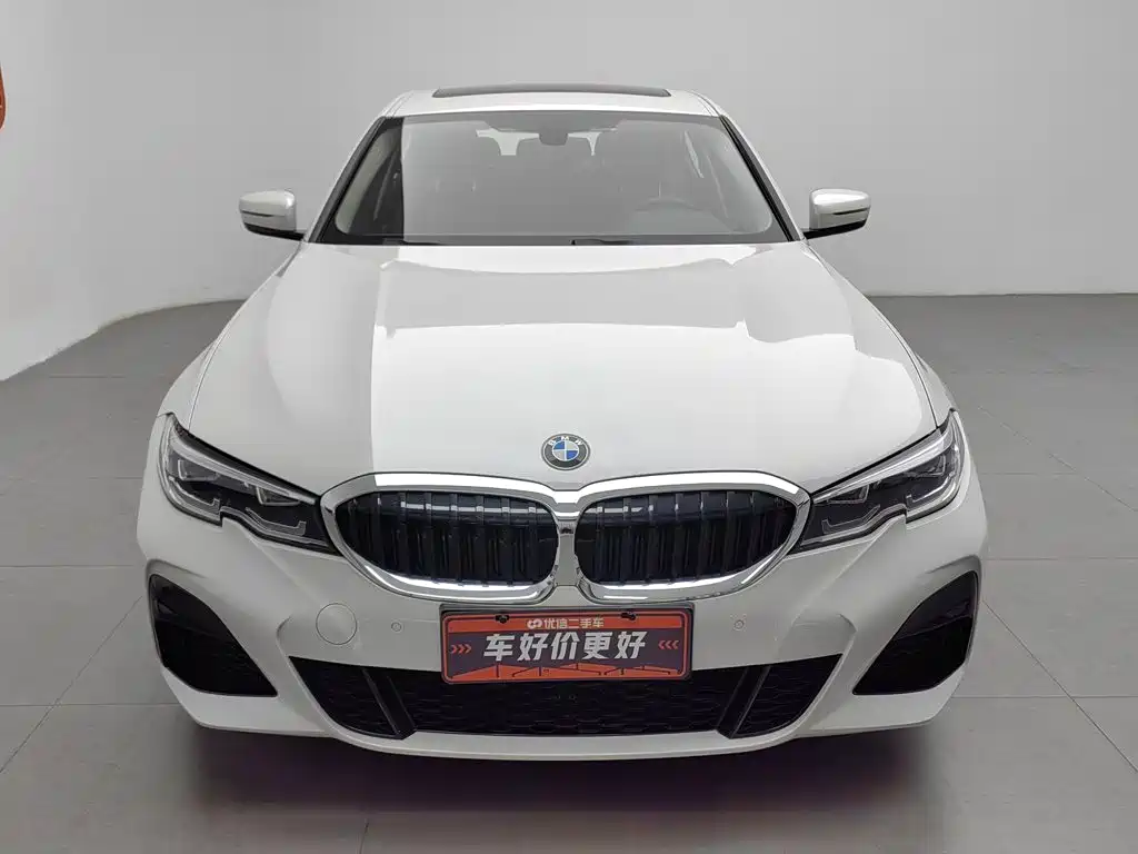 BMW 3 Series 2021