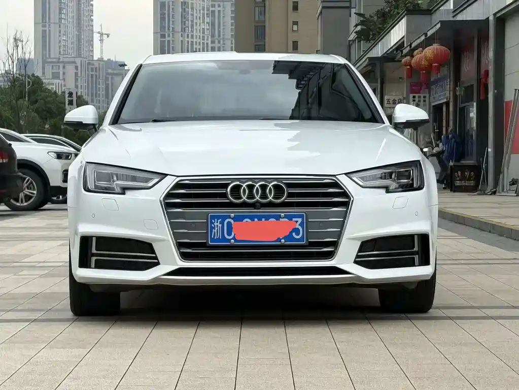 Audi A4L 2018 — фото 2