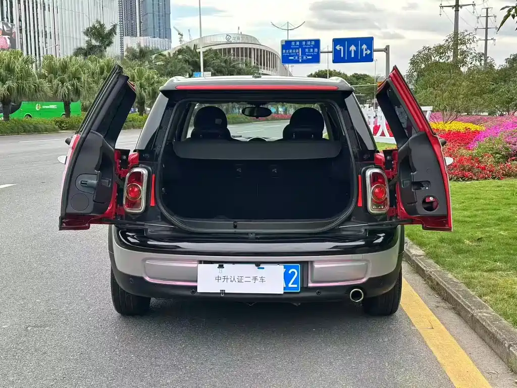 MINI Clubman 2014 — фото 15