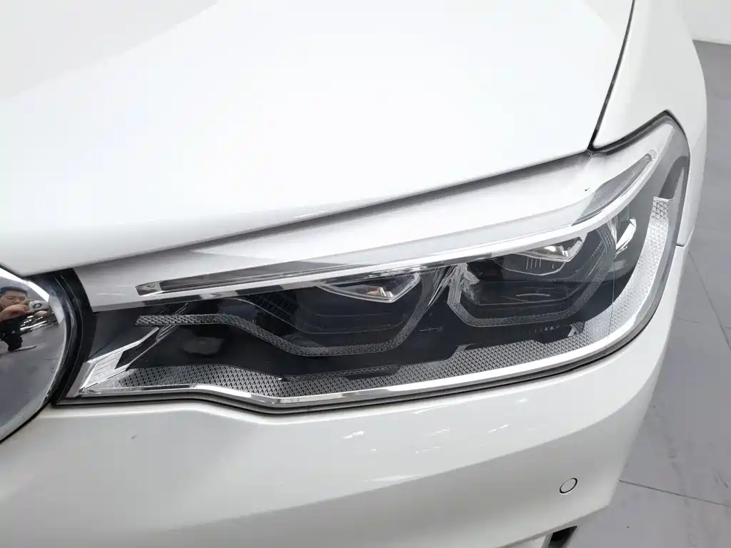 BMW 5 Series New Energy 2020