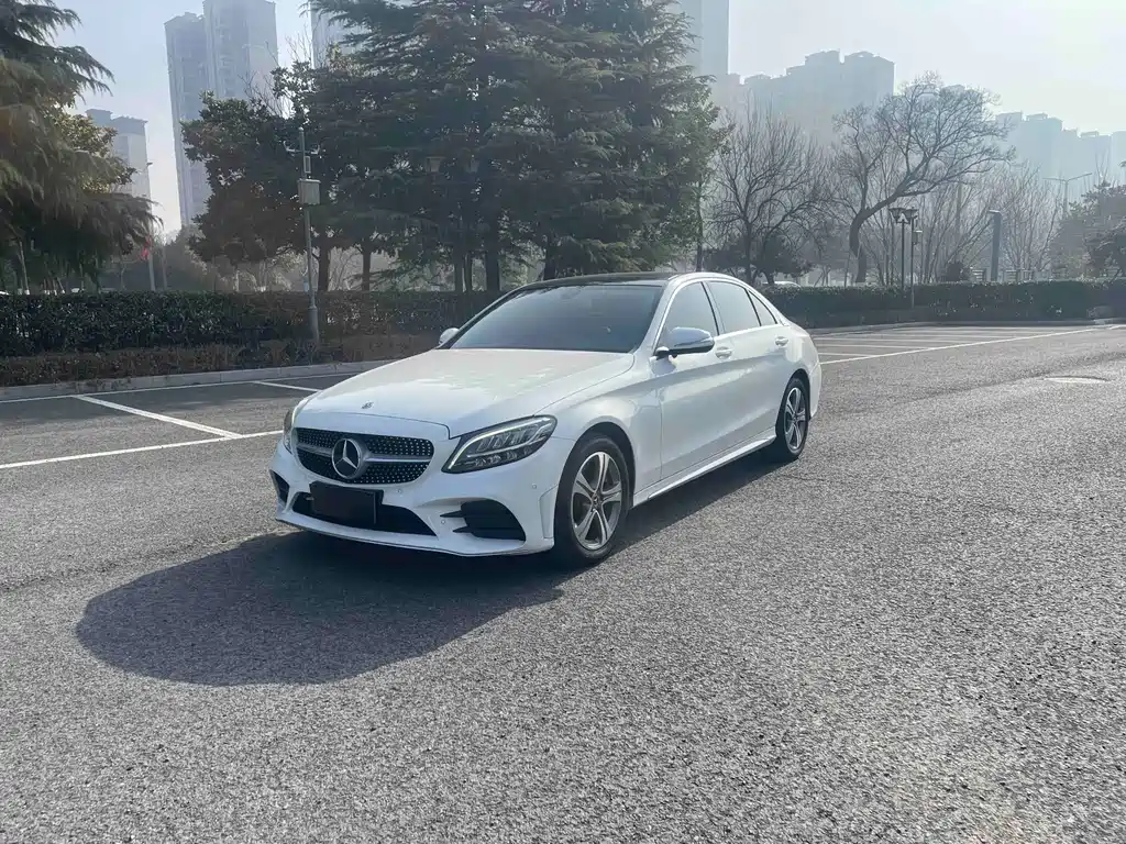 Mercedes-Benz C-Class 2019 — фото 1