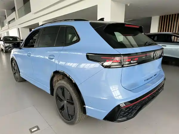 Volkswagen Tiguan L 2024