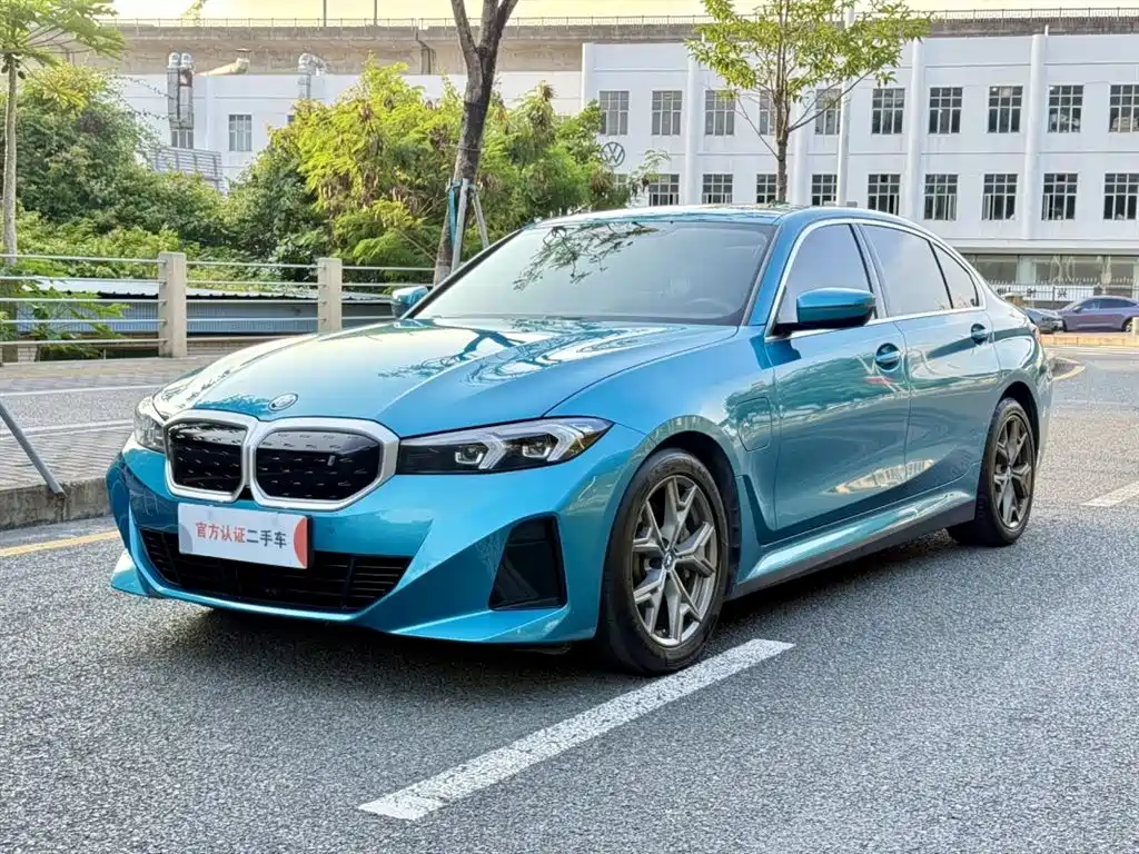 BMW i3 2023 — фото 1