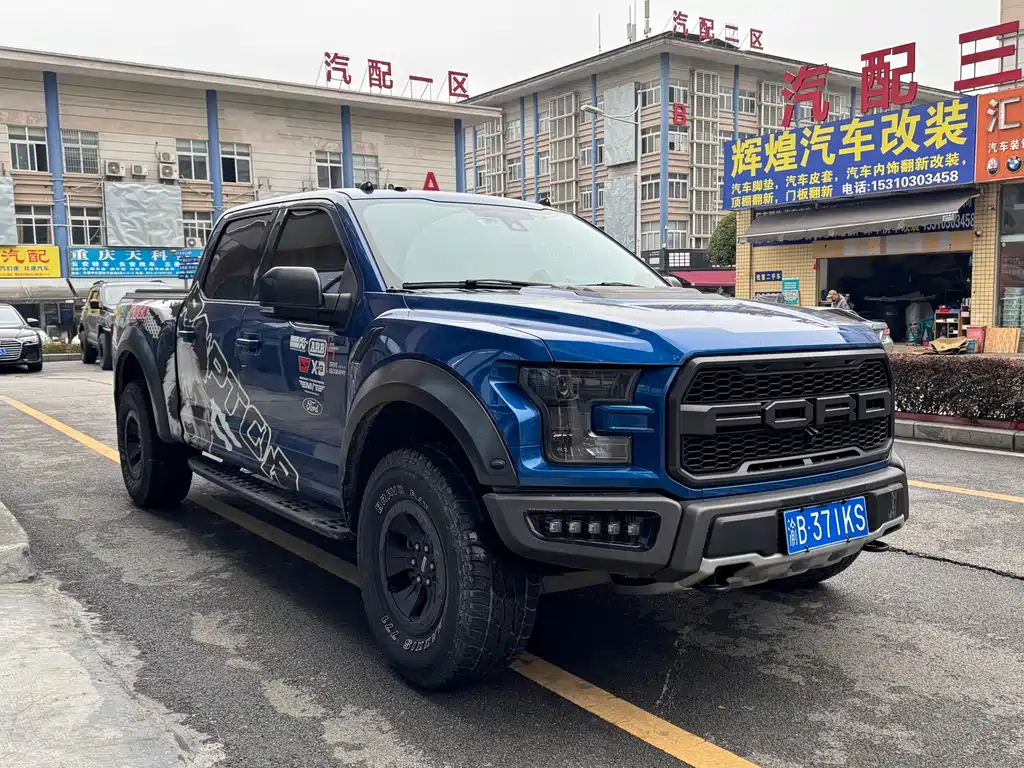 Ford F-150 Raptor 2018 — фото 3