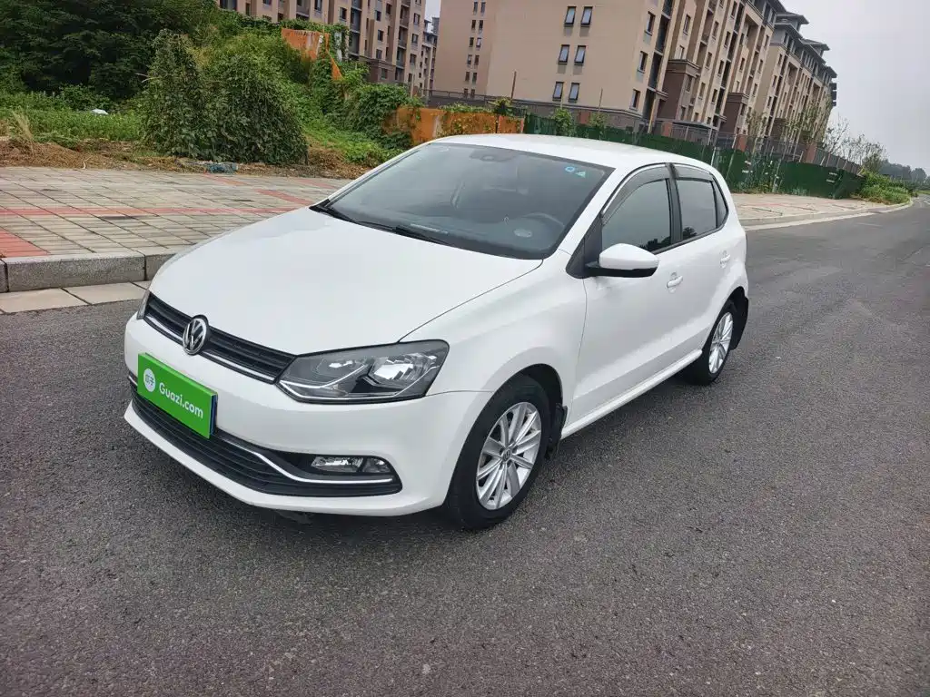 Volkswagen Polo 2015