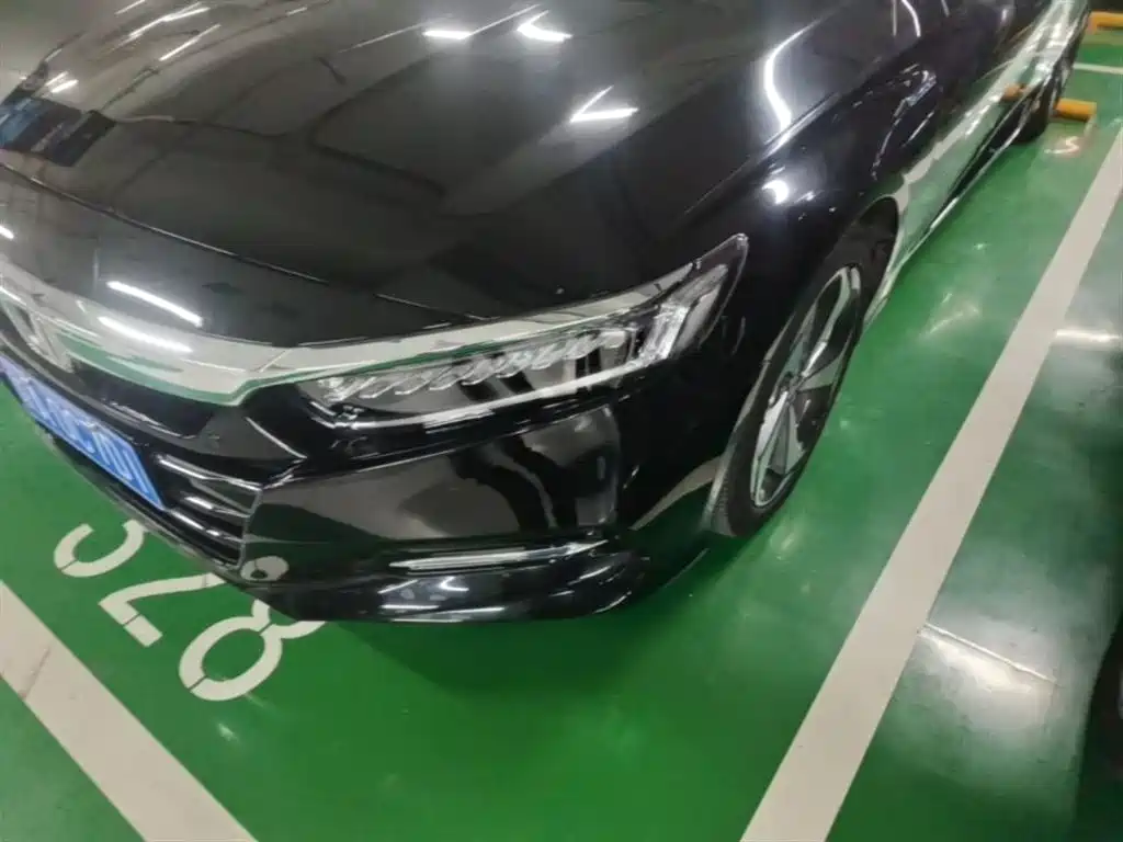 Honda Accord 2019 — фото 24