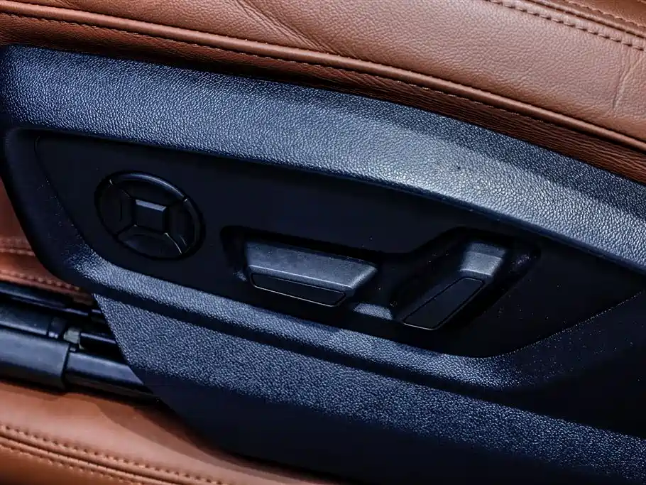 Audi Q7 2023 — фото 13