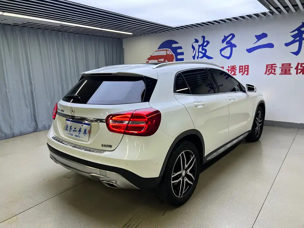 Mercedes-Benz GLA 2017 — фото 18