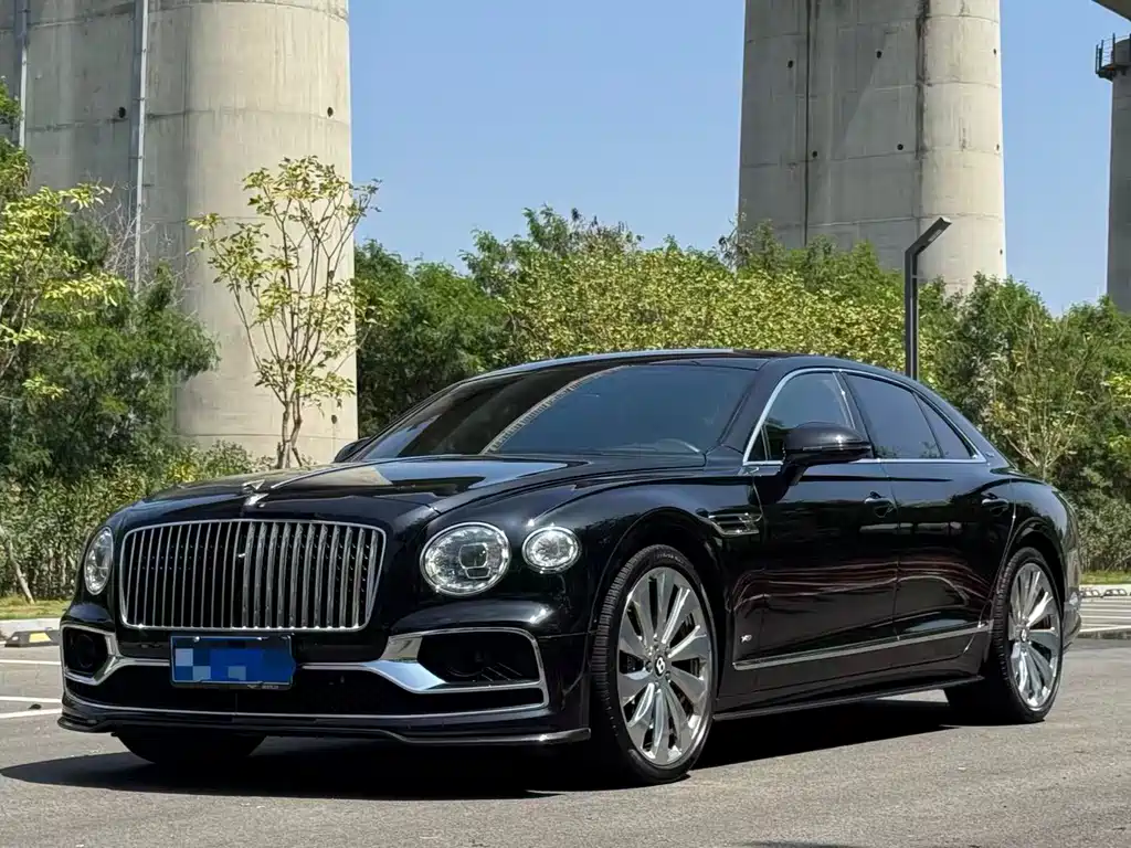 Bentley Flying Spur 2021 — фото 1