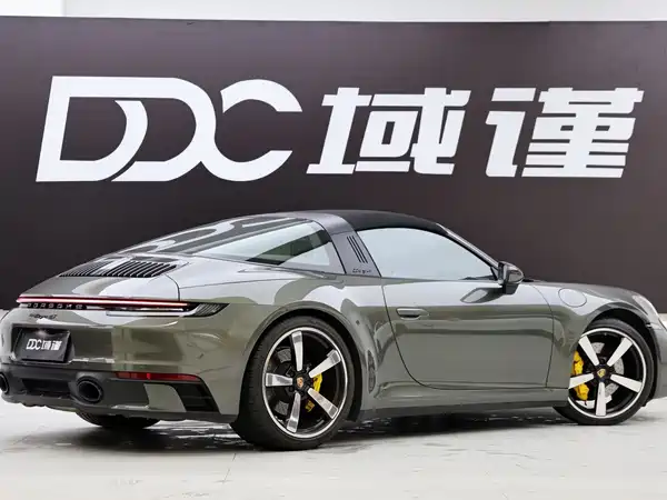 Porsche 911 2022