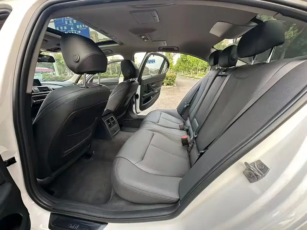 BMW 3 Series 2017