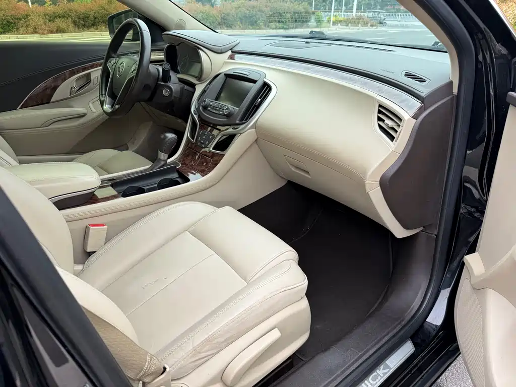 Buick LaCrosse 2016 — фото 13