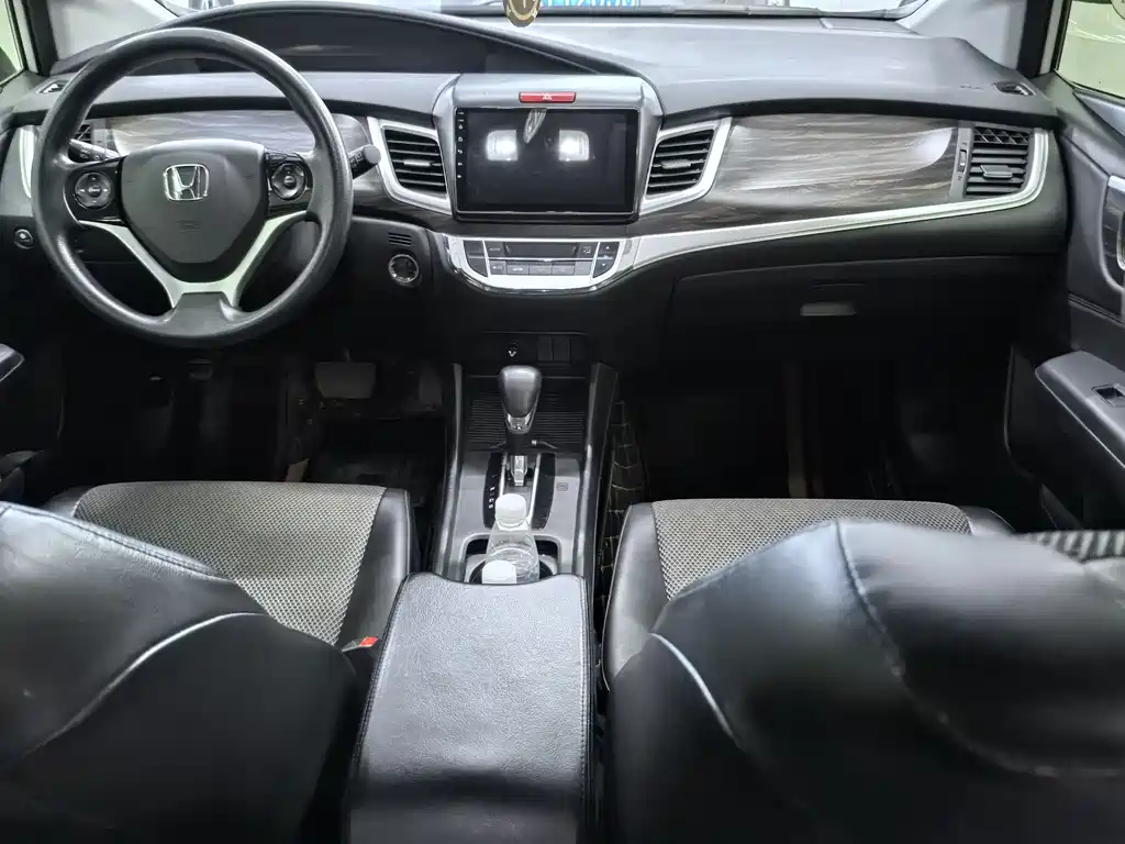 Honda Jade 2019 — фото 8