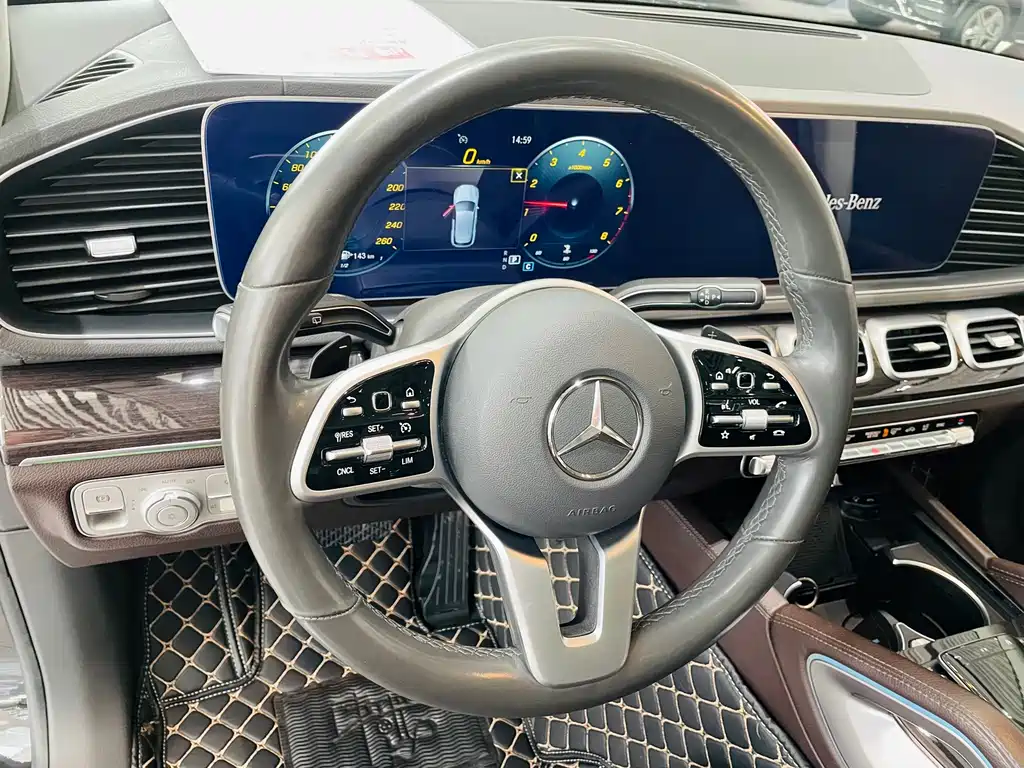 Mercedes-Benz GLE 2020 — фото 11