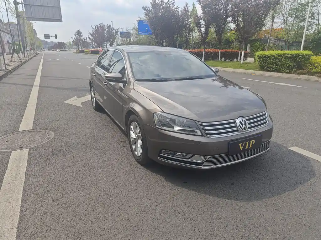 Volkswagen Magotan 2013