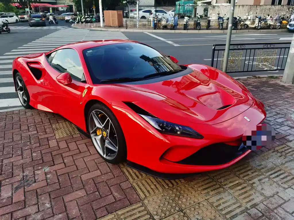 Ferrari F8 2021 — фото 2
