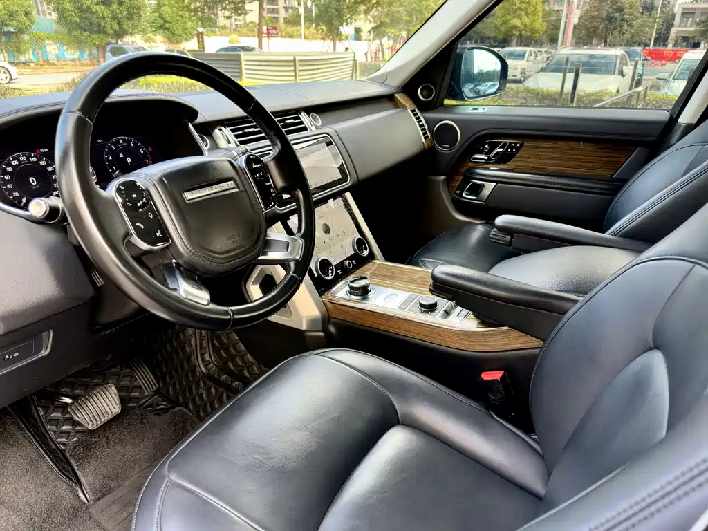 Land Rover Range Rover 2019 — фото 9