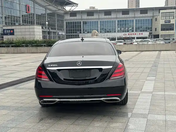 Mercedes-Benz S-Class 2020