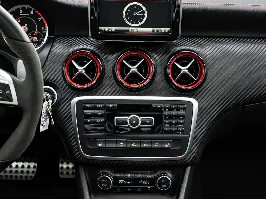 Mercedes-Benz A-Class AMG 2015 — фото 7