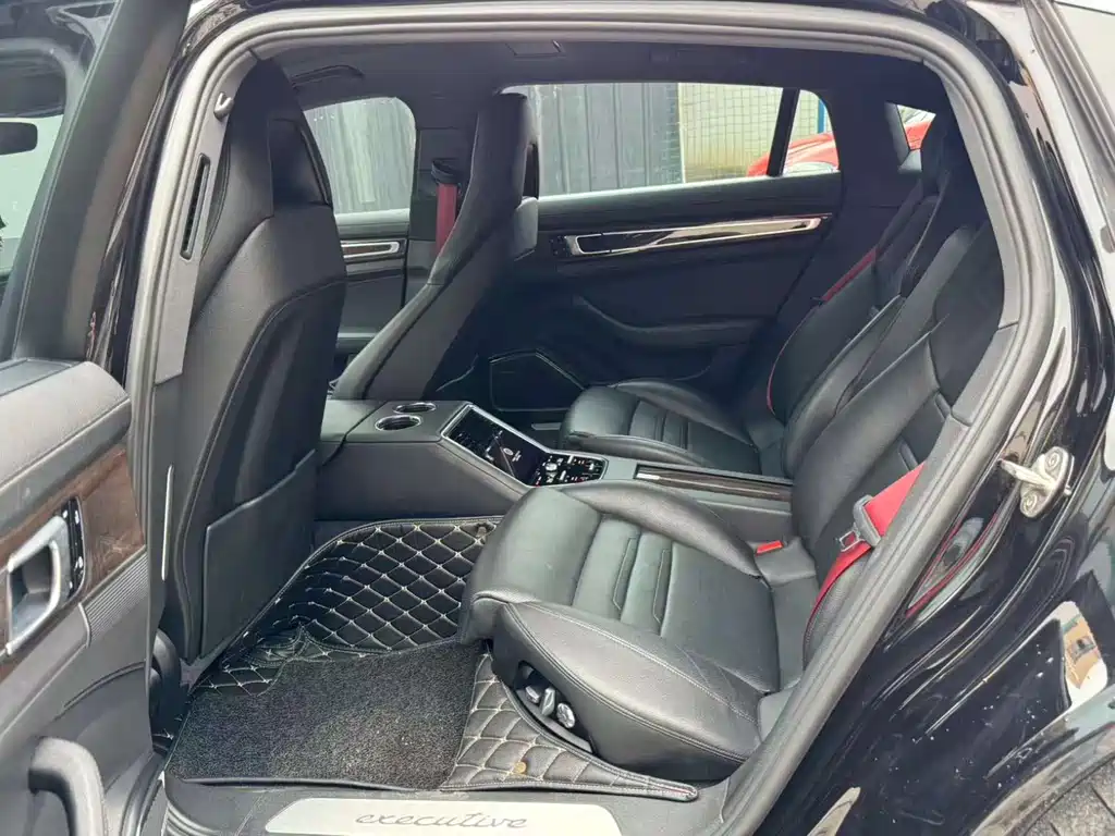 Porsche Panamera 2020