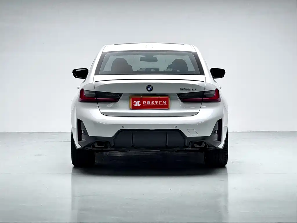 BMW 3 Series 2024