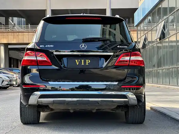 Mercedes-Benz M-Class 2015