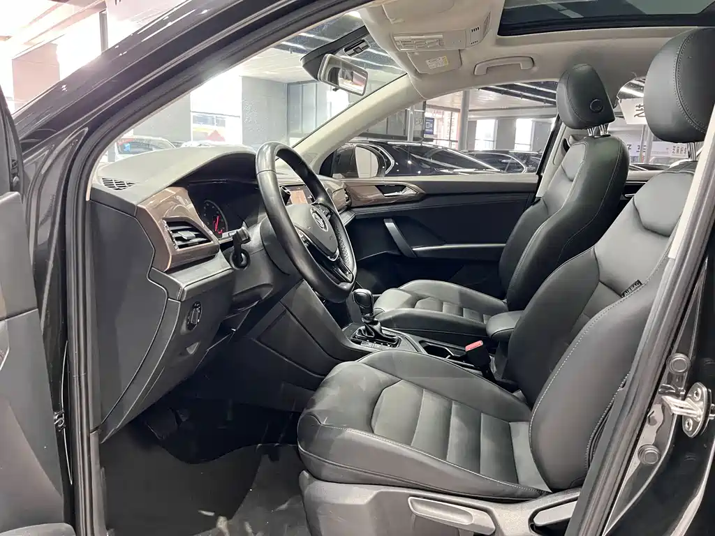 Volkswagen Tharu 2019