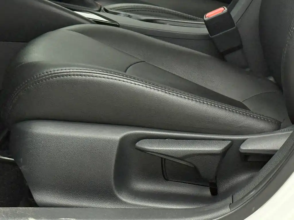 Toyota Corolla 2022 — фото 19