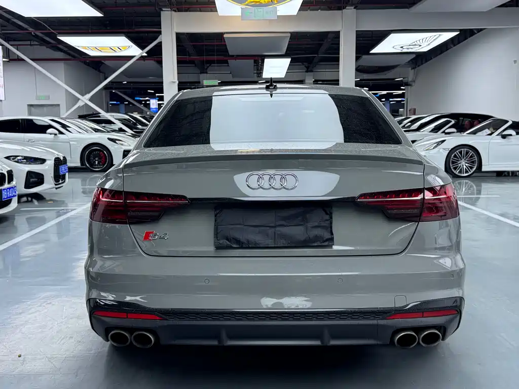 Audi S4 2022 — фото 24