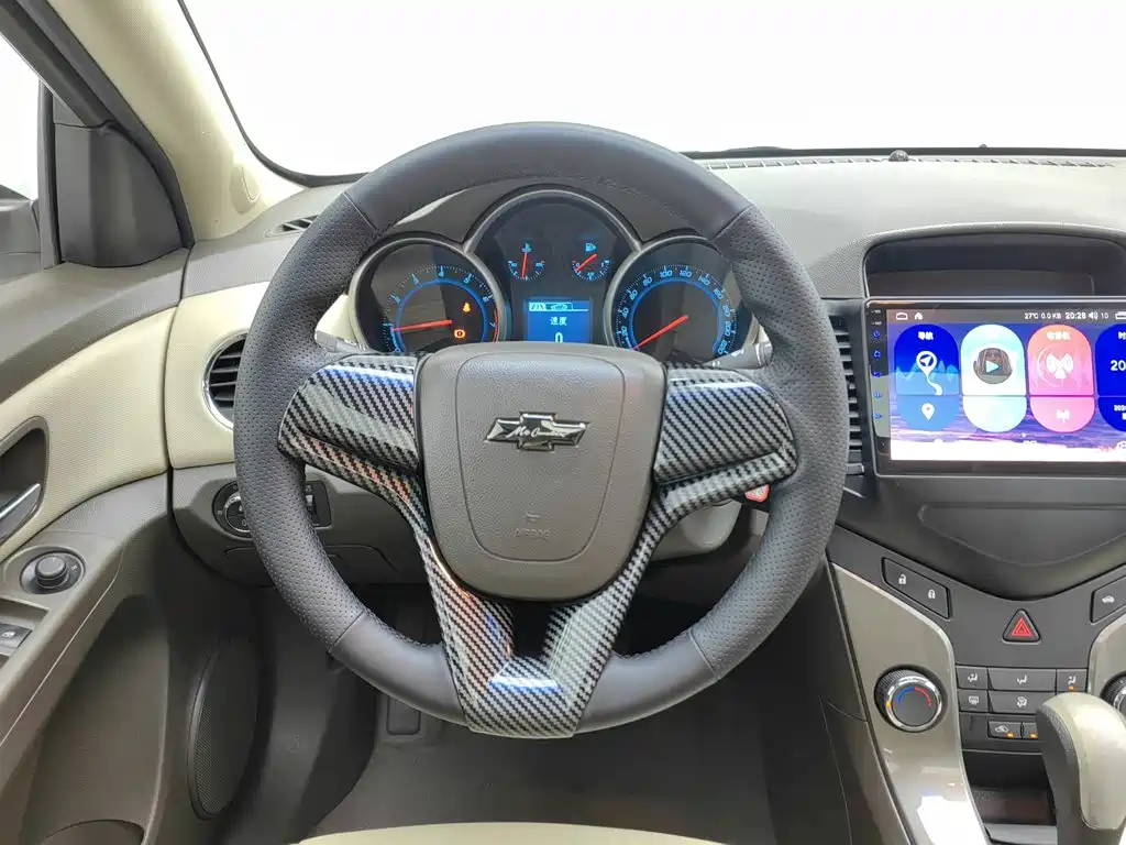 Chevrolet Cruze 2015 — фото 11