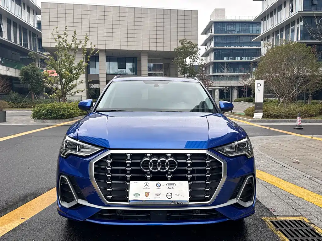 Audi Q3 2020 — фото 3