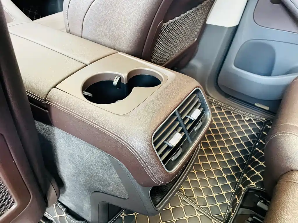 Mercedes-Benz GLE 2020 — фото 20